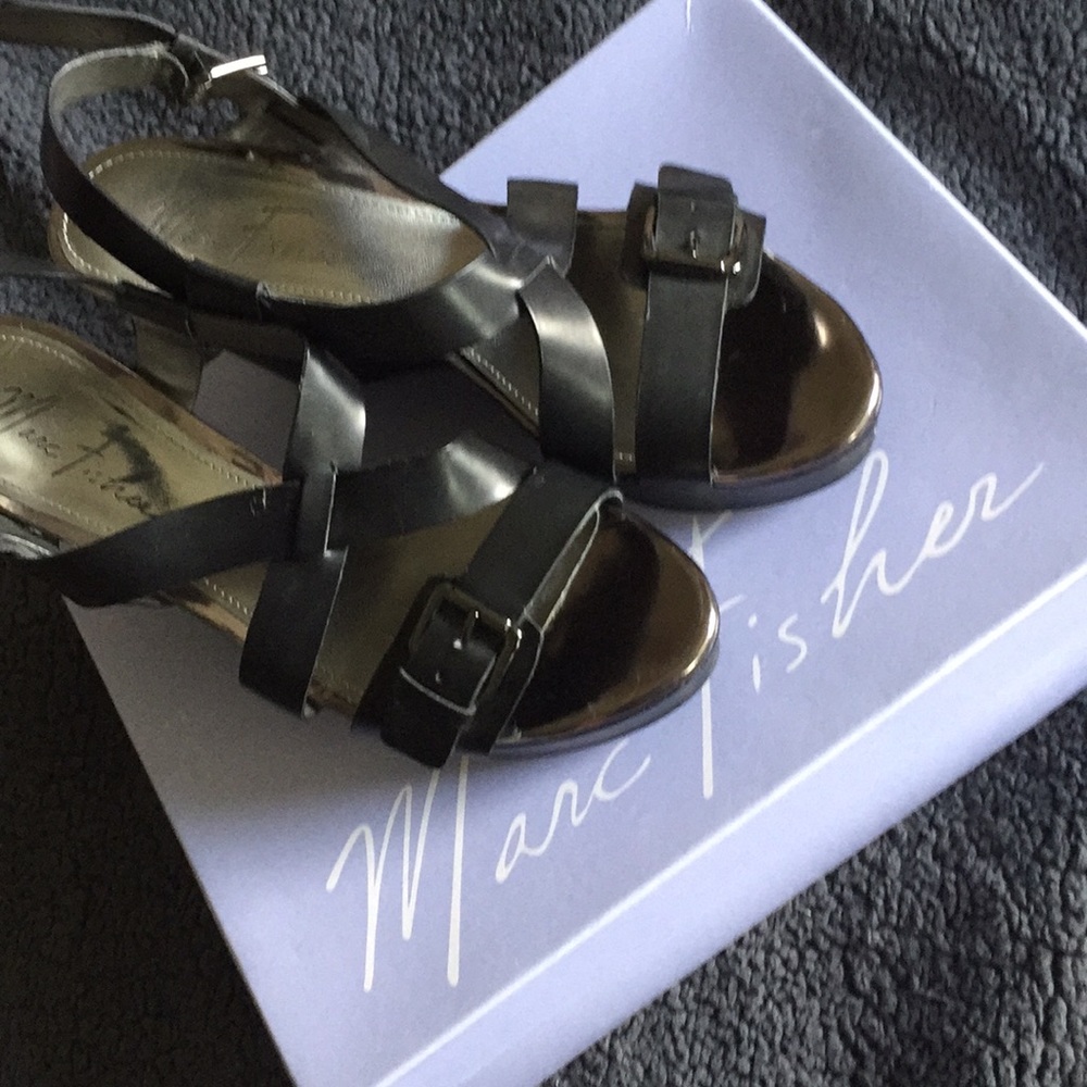 Marc Fisher Leather platform heels